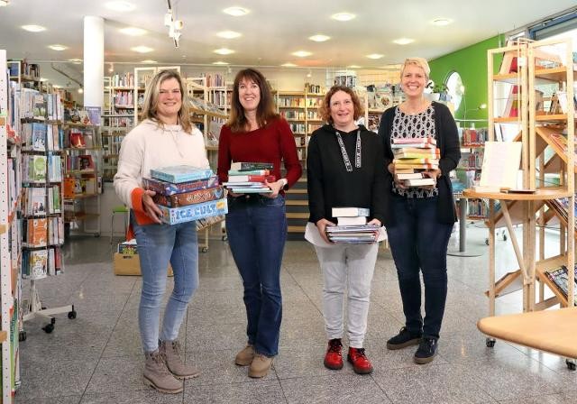 Gruppenbild des Büchereiteams