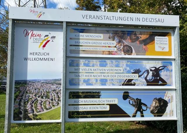 Bild der Ortseingangstafeln Bild der Ortseingangstafeln