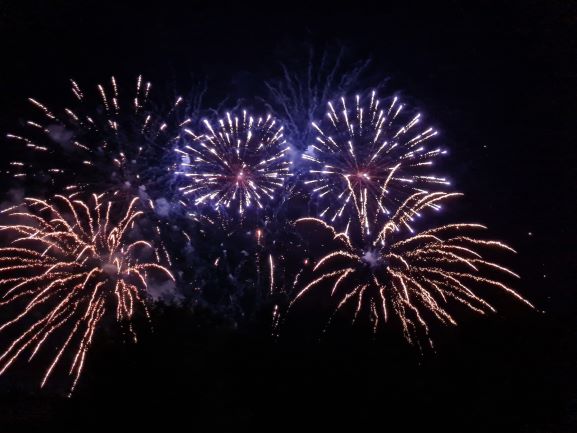 Feuerwerk am Nachthimmel